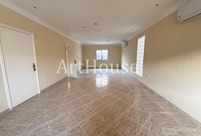 58577383 - Property Image 2