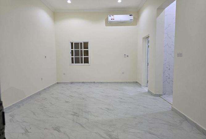 52045334 - Property Main Image