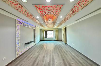 Apartment - 2 Bedrooms - 3 Bathrooms for rent in East Porto Drive - Porto Arabia - The Pearl Island - Doha