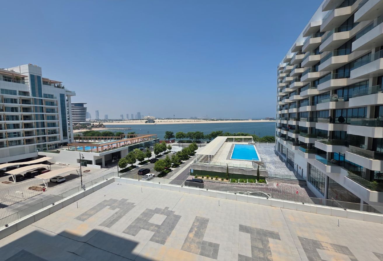 1 BR Furnished Apartment with Water View in Lusail thumbnail 18