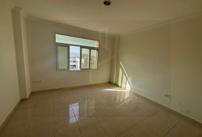 54150969 - Property Image 3