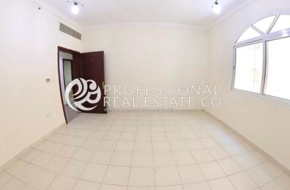 Apartment - 2 Bedrooms - 2 Bathrooms for rent in Anas Street - Fereej Bin Mahmoud North - Fereej Bin Mahmoud - Doha