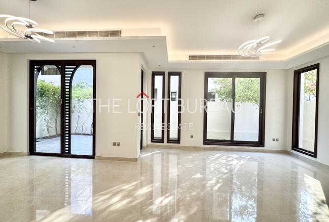 1016798 - Property Image 2