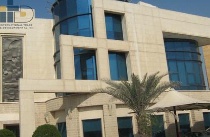 Whole Building - Studio - 7+ Bathrooms for rent in Bin Omran - Fereej Bin Omran - Doha