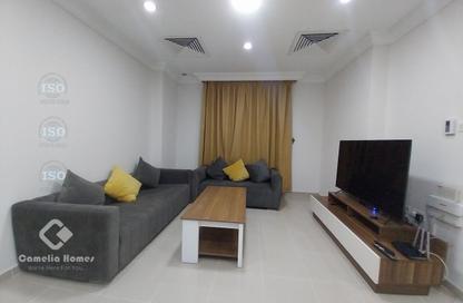 Apartment - 2 Bedrooms - 2 Bathrooms for rent in Corniche Road - Corniche Road - Doha