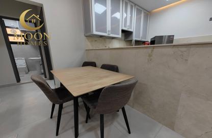 Apartment - 2 Bedrooms - 2 Bathrooms for rent in Al Duhail South - Al Duhail - Doha