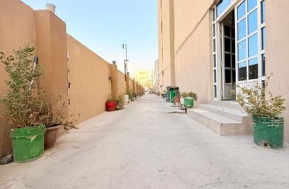 سكن عمال - استوديو - 8 حمامات للايجار في المنطقة الصناعية 4 - المنطقة الصناعية - المنطقة الصناعية - الدوحة
