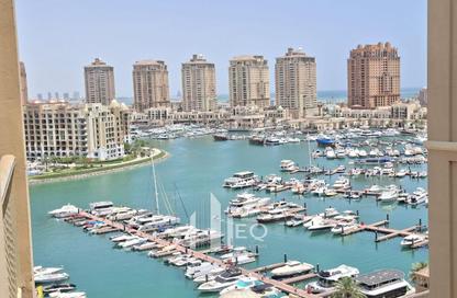 Apartment - 1 Bedroom - 2 Bathrooms for rent in West Porto Drive - Porto Arabia - The Pearl Island - Doha