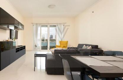 Apartment - 2 Bedrooms - 2 Bathrooms for rent in Viva West - Viva Bahriyah - The Pearl Island - Doha