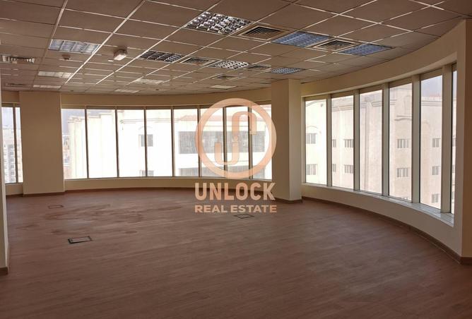 51573735 - صورة العقار 2