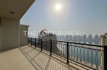 Apartment - 3 Bedrooms - 5 Bathrooms for rent in Floresta Gardens - Floresta Gardens - The Pearl Island - Doha