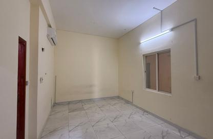 Apartment - Studio - 1 for rent in Al Azizia Street - Al Aziziyah - Doha Apartment - Studio - 1 for rent in Al Azizia Street - Al Aziziyah - Doha