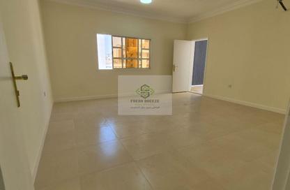 Apartment - 2 Bedrooms - 2 Bathrooms for rent in Old Al Ghanim - Al Ghanim - Doha