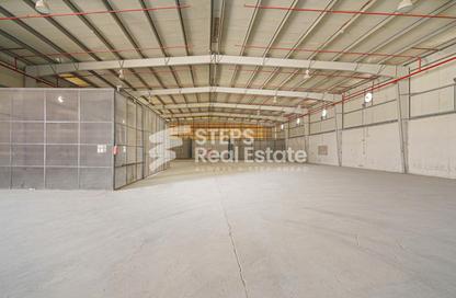 Warehouse - Studio for rent in Industrial Area 4 - Industrial Area - Industrial Area - Doha