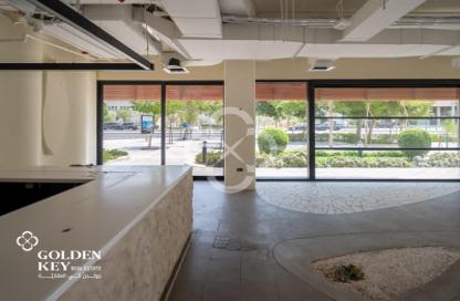 Shop - Studio - 1 for rent in Lusail Residence - Marina District - Lusail