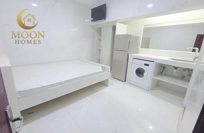 Apartment - Studio - 1 Bathroom for rent in Umm Ghuwailina 4 - Umm Ghuwailina - Doha Apartment - Studio - 1 Bathroom for rent in Umm Ghuwailina 4 - Umm Ghuwailina - Doha