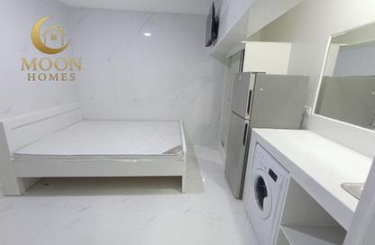 Apartment - Studio - 1 Bathroom for rent in Umm Ghuwailina 4 - Umm Ghuwailina - Doha