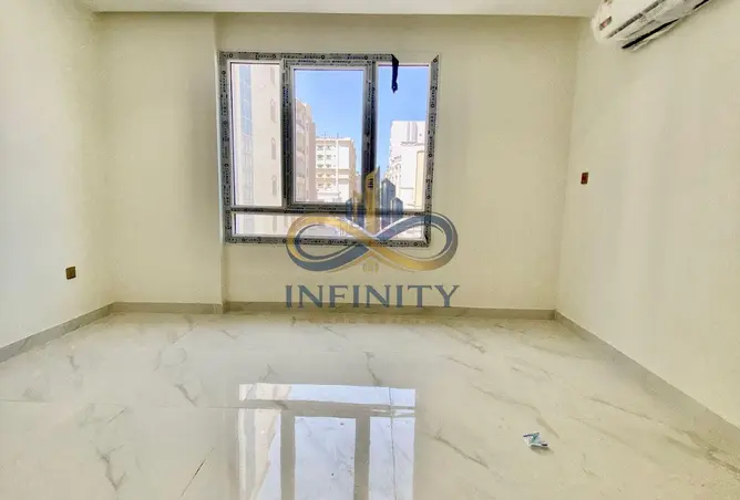 62801954 - Property Image 2