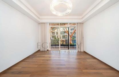 Apartment - 2 - 4 for sale in Crystal Residence - Gewan Island - The Pearl Island - Doha