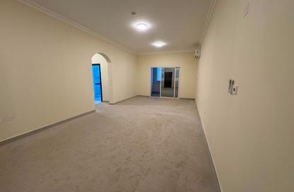 Apartment - 3 Bedrooms - 3 Bathrooms for rent in Al Jazeera Street - Fereej Bin Mahmoud North - Fereej Bin Mahmoud - Doha