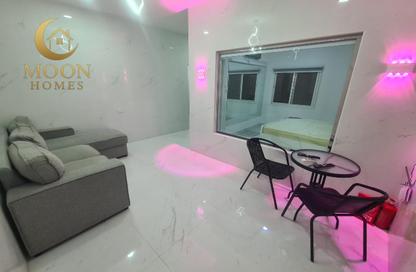 Apartment - 1 Bedroom - 1 Bathroom for rent in Umm Ghwailina Comm - Umm Ghuwalina - Umm Ghuwailina - Doha Apartment - 1 Bedroom - 1 Bathroom for rent in Umm Ghwailina Comm - Umm Ghuwalina - Umm Ghuwailina - Doha