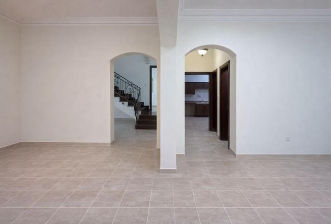 60777567 - Property Image 2