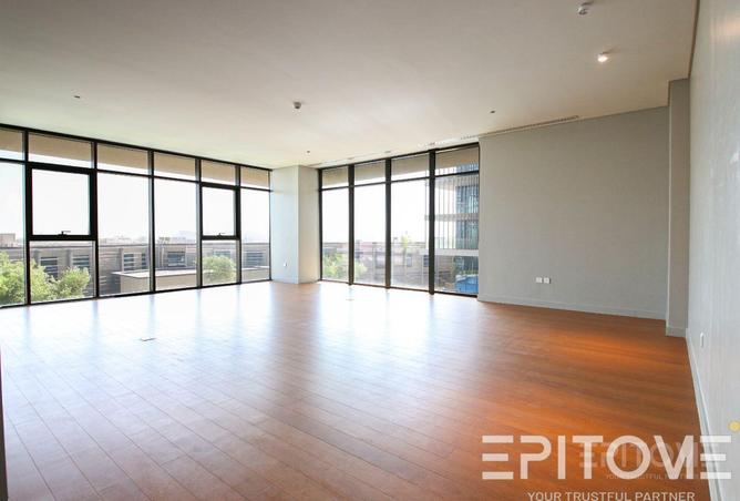 977470 - Property Image 3