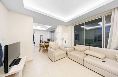 Apartment - 1 Bedroom - 2 Bathrooms for sale in Tower 23 - Viva Bahriyah - The Pearl Island - Doha