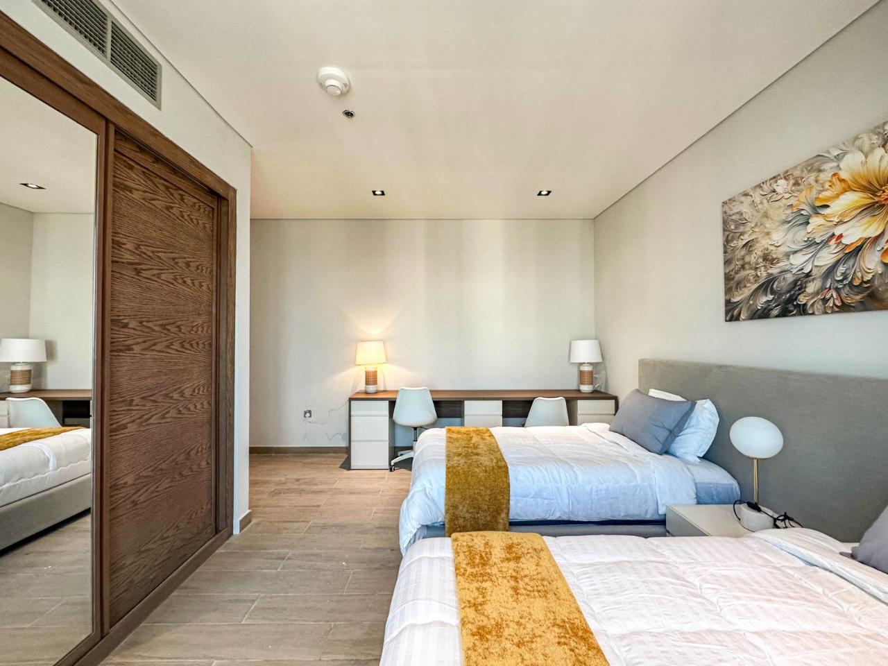 Furnished 2 Bedroom Apartment in Lusail Marina thumbnail 6