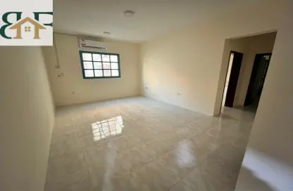 Apartment - 2 Bedrooms - 2 Bathrooms for rent in Umm Ghwailina Comm - Umm Ghuwalina - Umm Ghuwailina - Doha