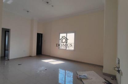 Apartment - 2 Bedrooms - 3 Bathrooms for rent in Tadmur Street - Old Airport Road - Doha
