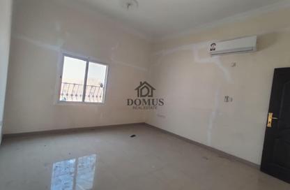 Apartment - 2 Bedrooms - 3 Bathrooms for rent in Tadmur Street - Old Airport Road - Doha