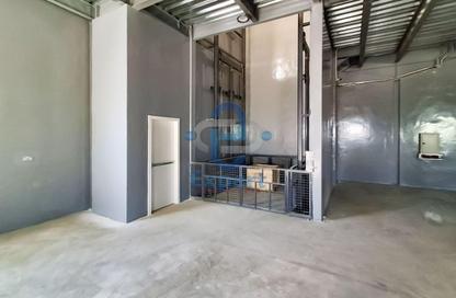 Warehouse - Studio - 3 for sale in Industrial Area 2 - Industrial Area - Industrial Area - Doha