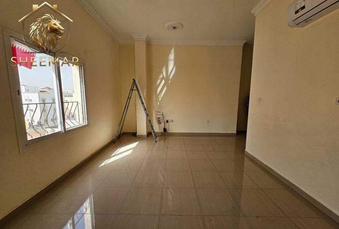 52317695 - Property Image 2