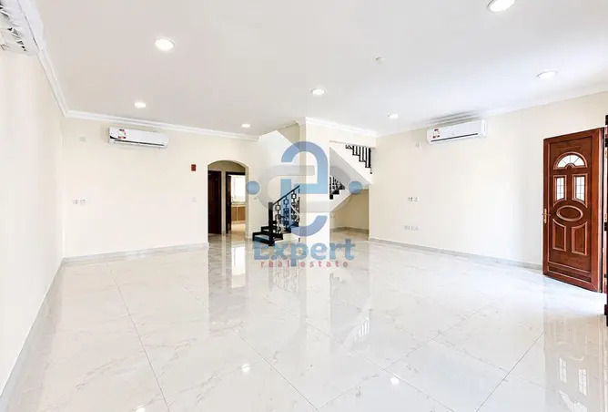 62127507 - Property Image 2