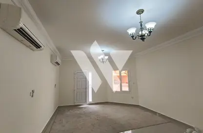 Apartment - 2 Bedrooms - 2 Bathrooms for rent in Bu Hamour Street - Abu Hamour - Doha