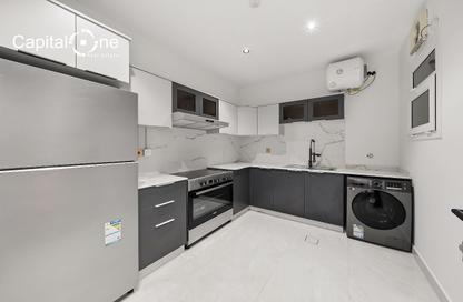 Apartment - 1 Bedroom - 2 Bathrooms for rent in Muntazah Commercial Complex - Najma - Doha
