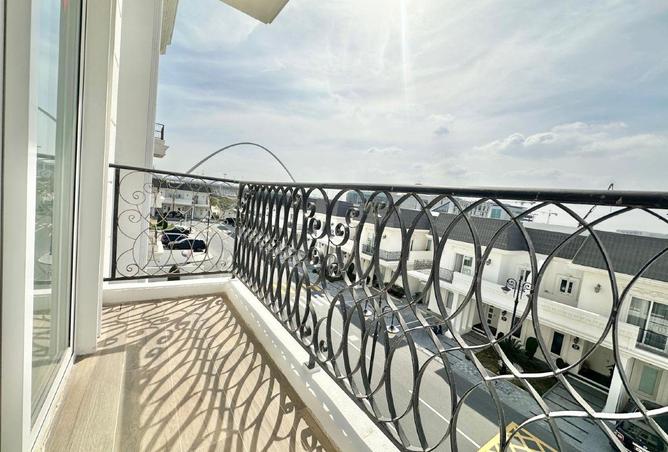 52273300 - Property Image 3