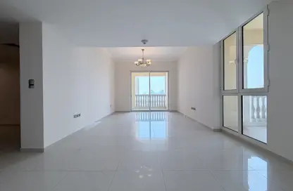 Apartment - 2 Bedrooms - 3 Bathrooms for rent in Viva West - Viva Bahriyah - The Pearl Island - Doha