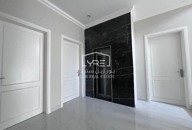 1012471 - Property Image 3