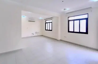 Villa - 7 Bedrooms - 6 Bathrooms for rent in Wholesale Market Street - Abu Hamour - Doha