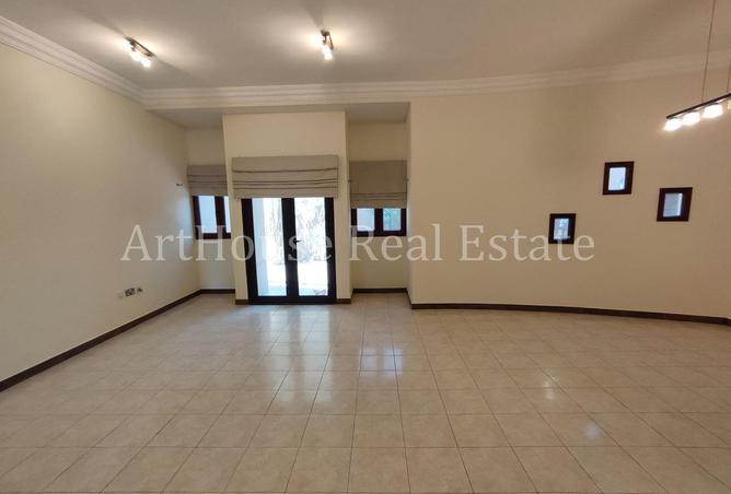 52362460 - صورة العقار 2