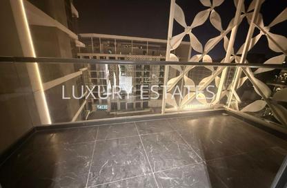 Apartment - 2 Bedrooms - 3 Bathrooms for rent in Crescent Building - Yasmeen City - Lusail Apartment - 2 Bedrooms - 3 Bathrooms for rent in Crescent Building - Yasmeen City - Lusail