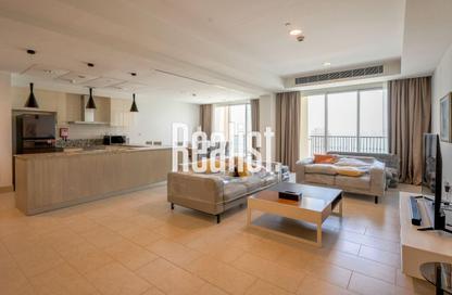 Duplex - 3 Bedrooms - 4 Bathrooms for rent in Viva East - Viva Bahriyah - The Pearl Island - Doha