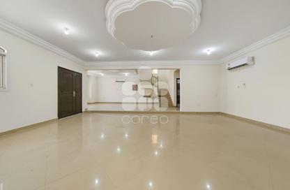 Villa - 4 Bedrooms - 4 Bathrooms for rent in Bu Hamour Street - Abu Hamour - Doha