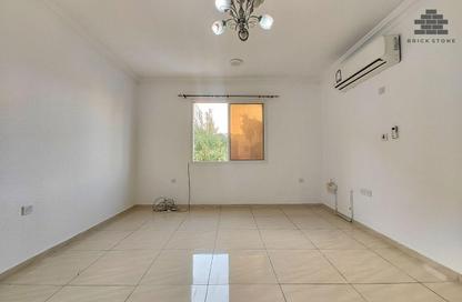 Apartment - 2 Bedrooms - 2 Bathrooms for rent in Muntazah 19 - Al Muntazah - Doha
