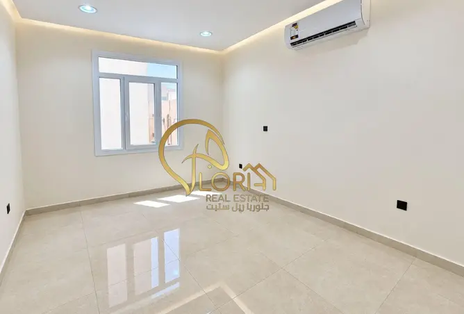 64476907 - Property Image 3