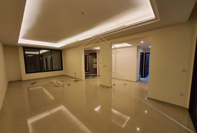 1032307 - Property Image 2