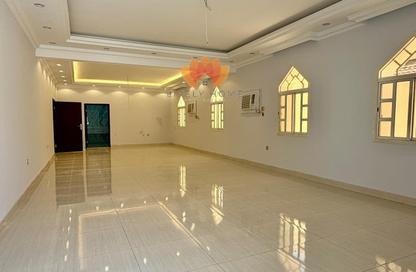 Villa - 5 Bedrooms - 7+ Bathrooms for rent in Ammar Bin Yasser Street - Al Aziziyah - Doha Villa - 5 Bedrooms - 7+ Bathrooms for rent in Ammar Bin Yasser Street - Al Aziziyah - Doha