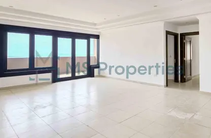 Apartment - 2 Bedrooms - 3 Bathrooms for sale in East Porto Drive - Porto Arabia - The Pearl Island - Doha